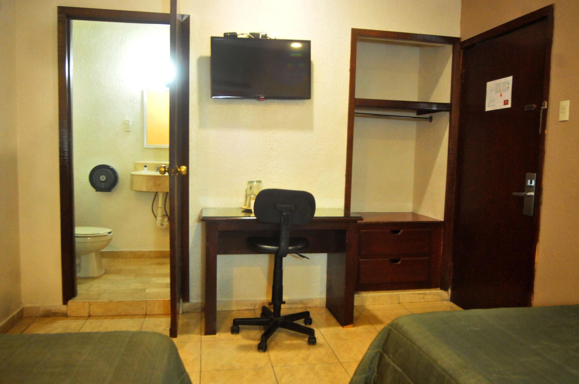 Hotel America Palacio Los Mochis Exterior photo