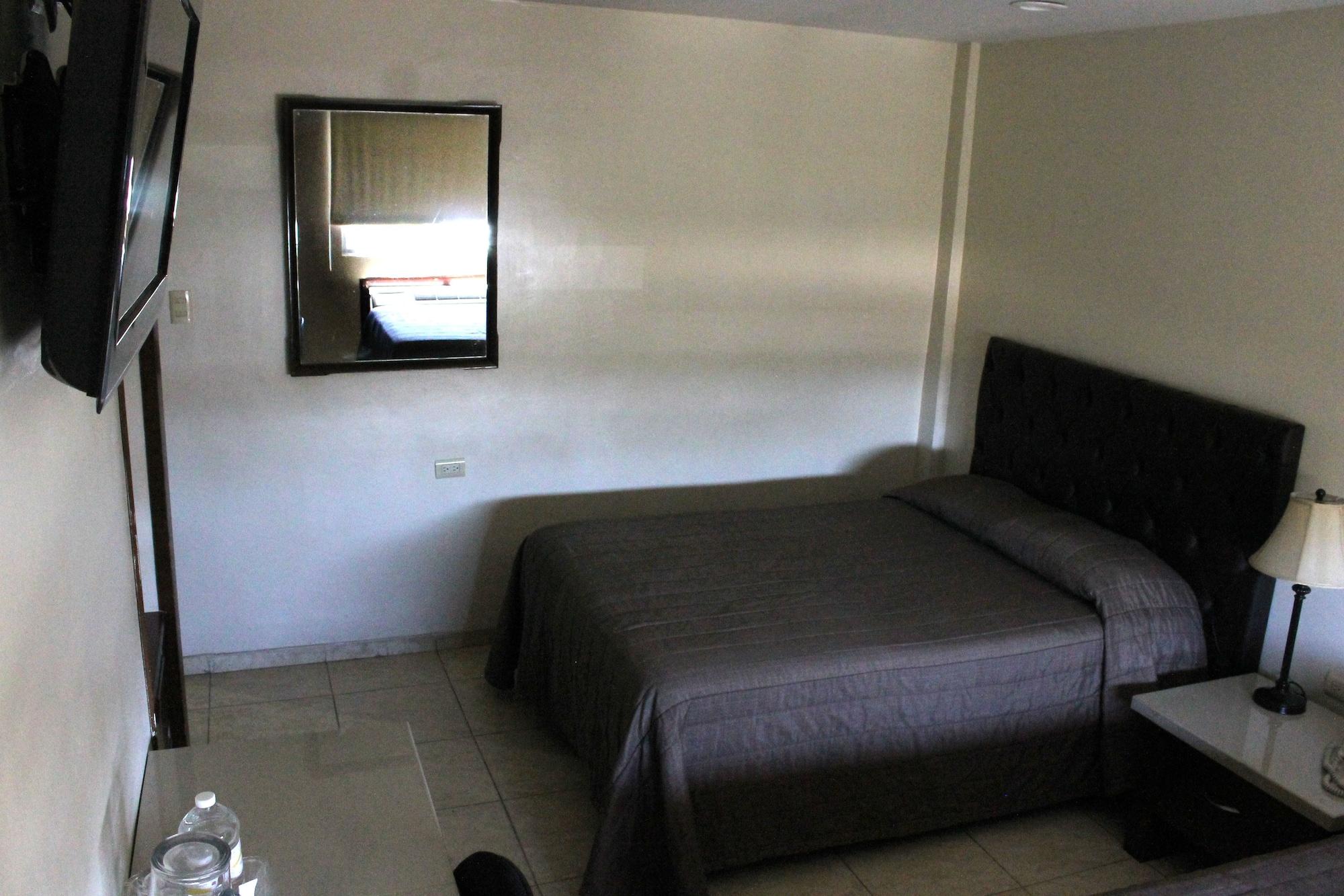 Hotel America Palacio Los Mochis Exterior photo